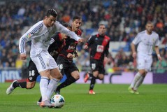 安苏-法蒂赛季神速进球，20球目标在望，年轻前锋展现惊人火力